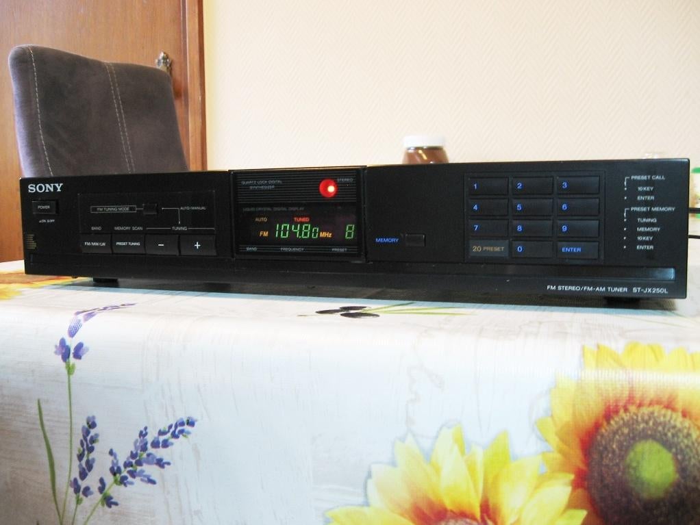 Sony ST-JX250L tuner serviced, Audio, Tv en Foto, Tuners, Ophalen of Verzenden, Gebruikt