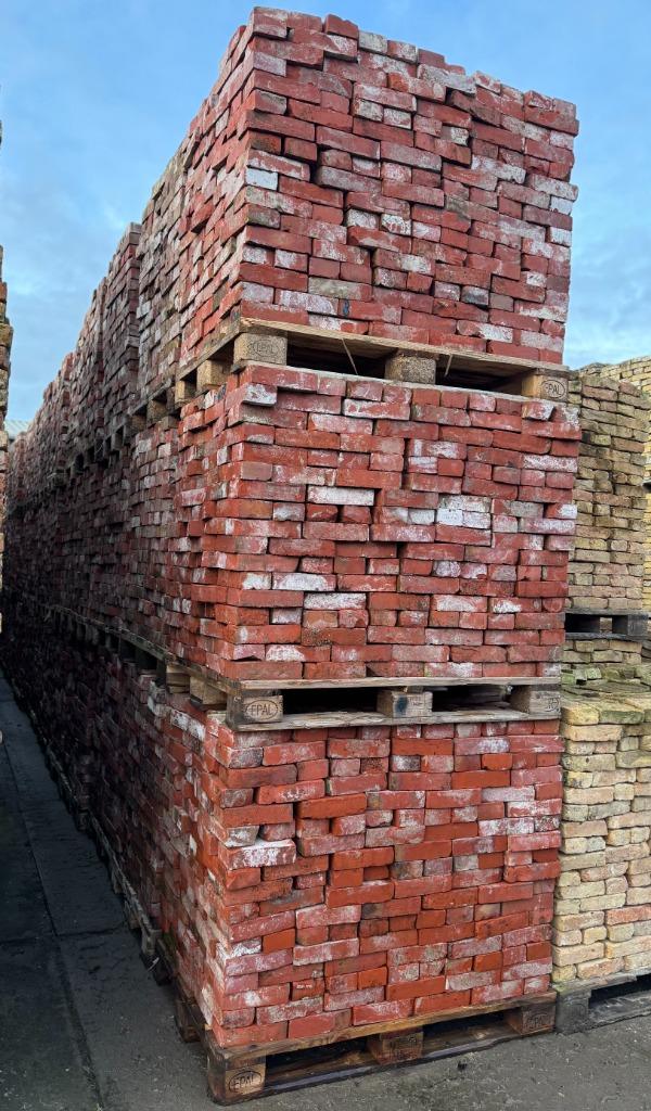 Partij oude metselsteen van tram remise Leeuwarden +500m2., Doe-het-zelf en Verbouw, Metselstenen, Ophalen, Gebruikt, Bakstenen