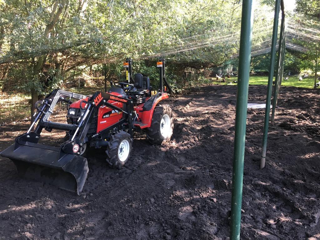 Minitrekker met voorlader te huur, Overige merken, Gebruikt, Tot 2500, Ophalen of Verzenden