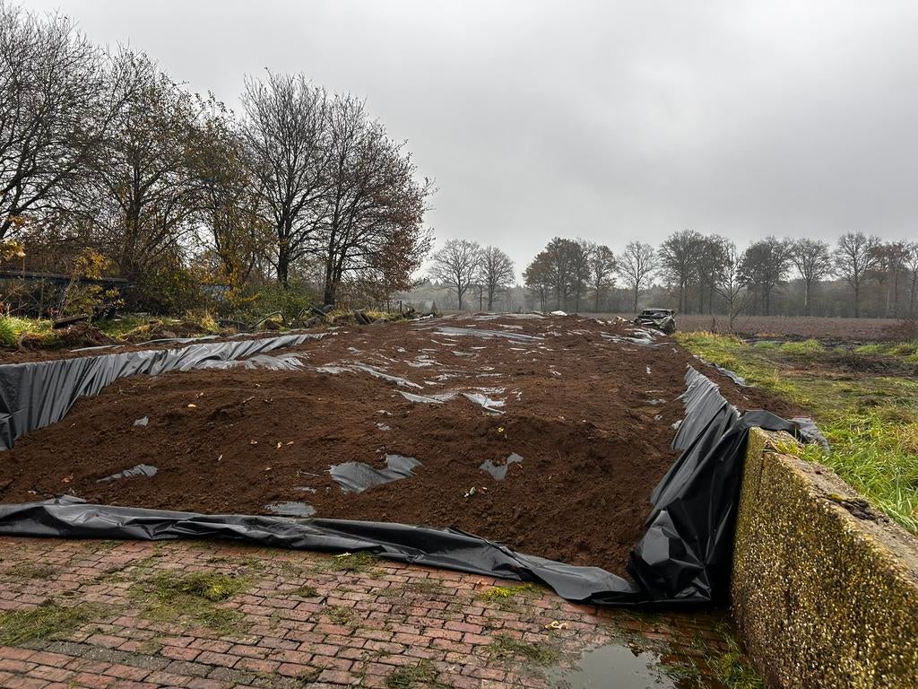 Kuil voer kuil gras. Kuilvoer. Kuilgras. Bult., Dieren en Toebehoren, Ophalen, Vee