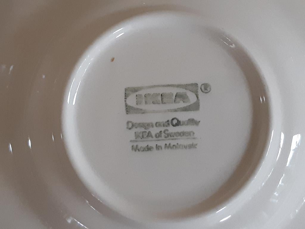 Servies, IKEA, creme met blauw takje, zo goed als nieuw, Ophalen of Verzenden, Zo goed als nieuw, Overige stijlen, Kop(pen) en/of Schotel(s)