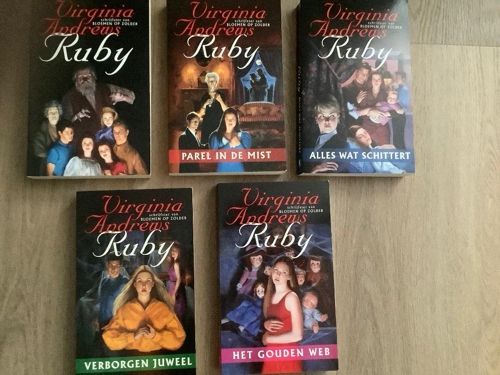 Virginia Andrews boeken, Boeken, Ophalen, Gelezen, Overige