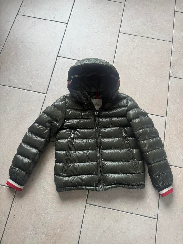 Mooie exclusieve moncler winterjas size 140, Ophalen of Verzenden, Zo goed als nieuw, Jongen, Jas