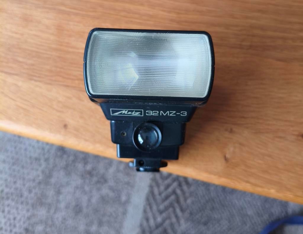 Metz mecablitz 32MZ-3 Flitser voor o.a. Canon EOS, Ophalen of Verzenden