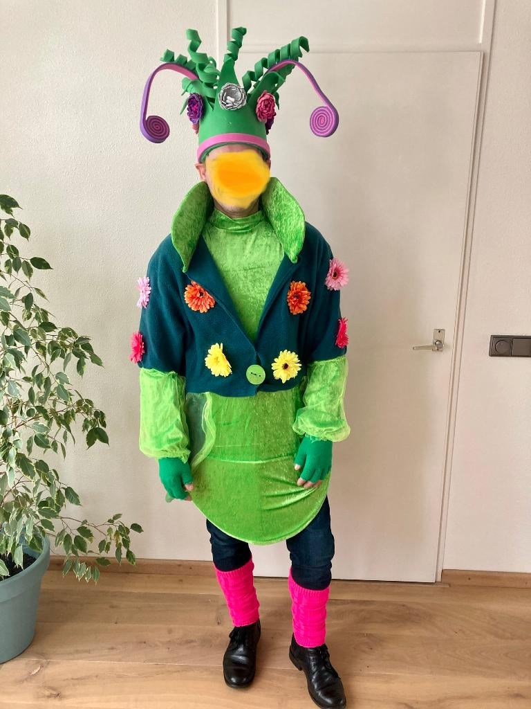 Te koop: Fleurige Carnavalspakjes, Kleding | Dames, Carnavalskleding en Feestkleding, Zo goed als nieuw, Kleding, Carnaval, Maat 42/44 (L)