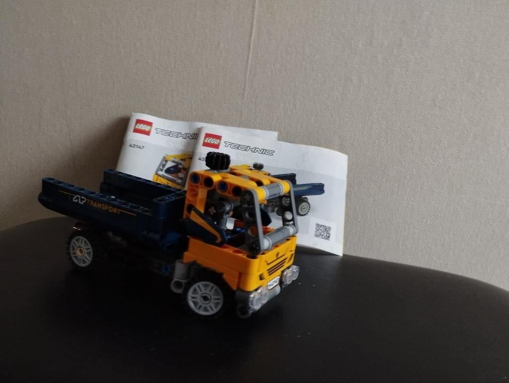 Vrachtwagen van technische lego nummer 42147, Ophalen of Verzenden, Zo goed als nieuw