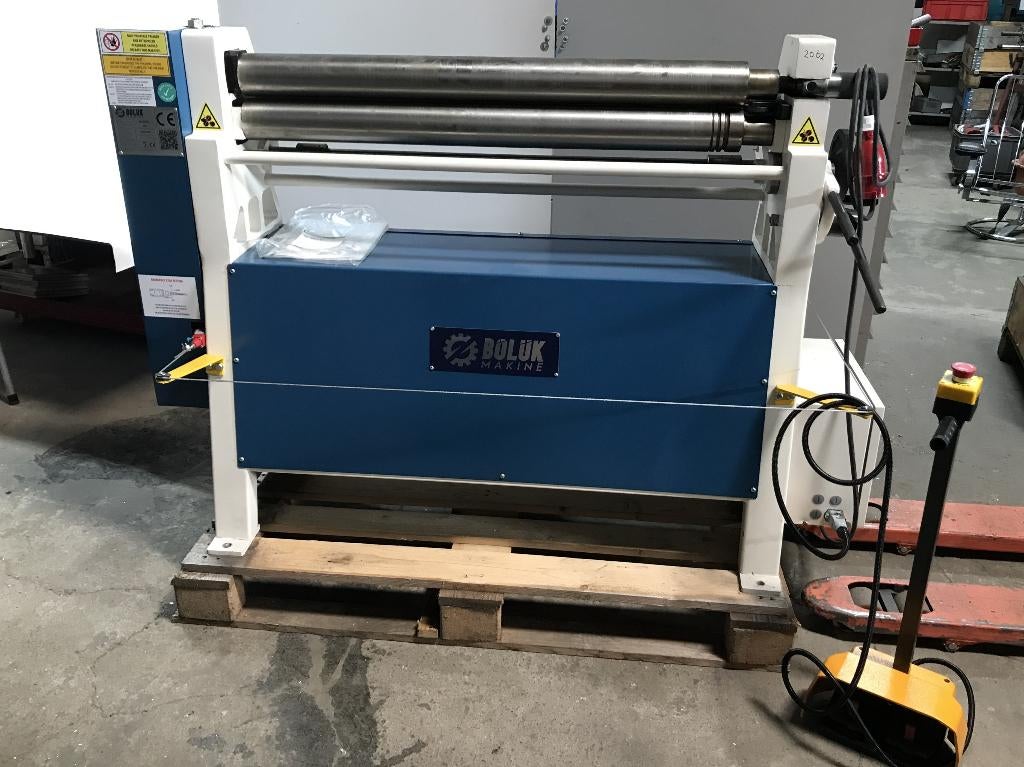 Rollenwals, Huvema, HU1050x90, model BM1050x90, 400 volt, Ophalen, Nieuw