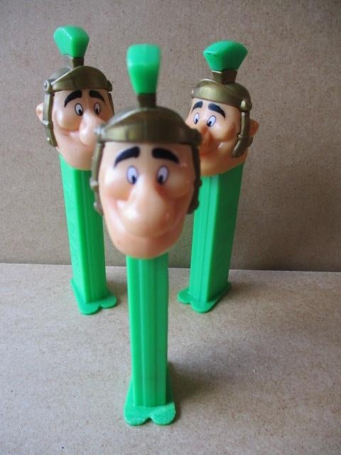 adv10843 asterix pez 4, Verzamelen, Ophalen, Asterix en Obelix, Gebruikt, Overige typen