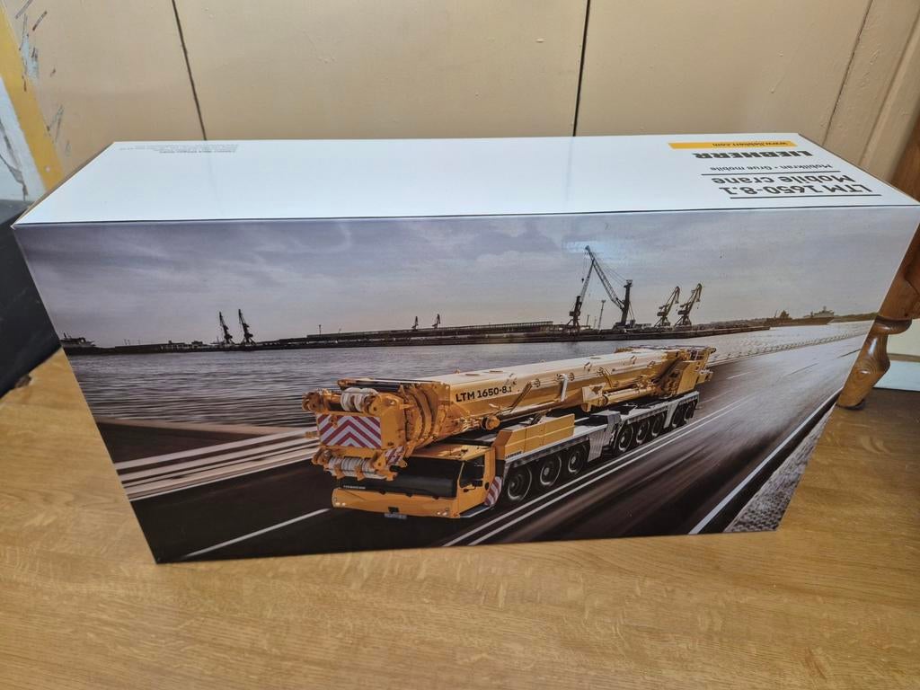 Wsi liebherr ltm1650 wagenborg nieuw, Hobby en Vrije tijd, Modelauto's | 1:50, Ophalen of Verzenden, Nieuw, Hijskraan, Tractor of Landbouw