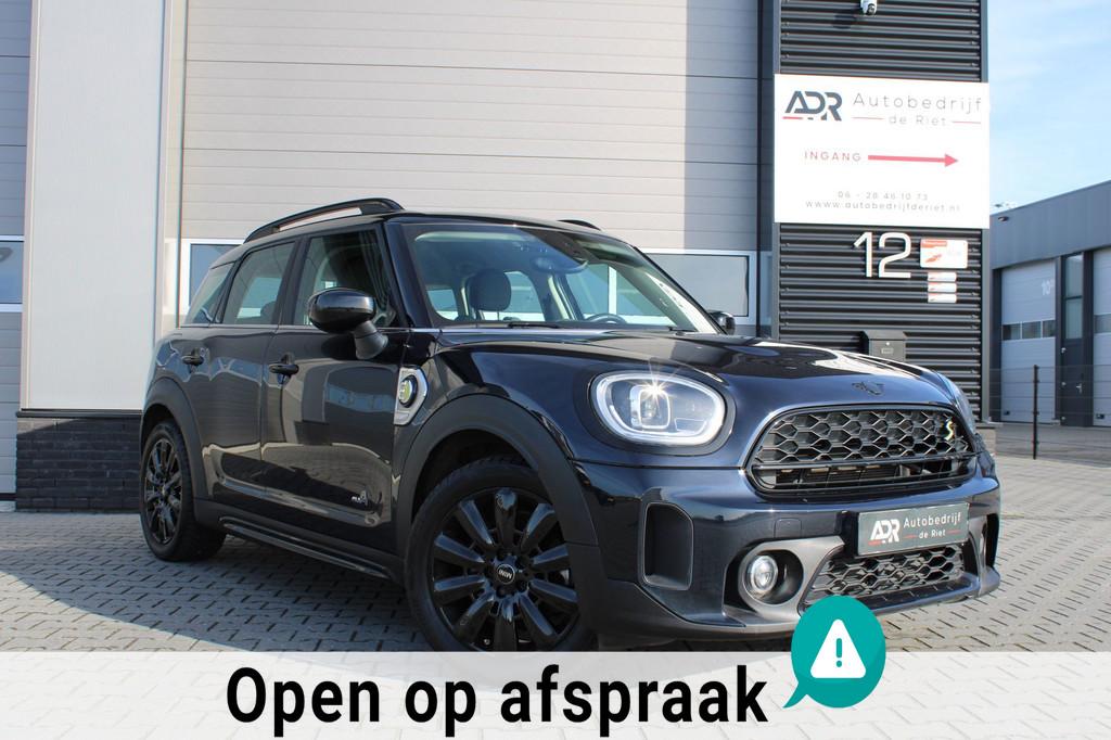 Mini Mini Countryman 1.5 Cooper S E ALL4 / Matrix / black op, Automaat, Gebruikt, Countryman, Leder en Stof