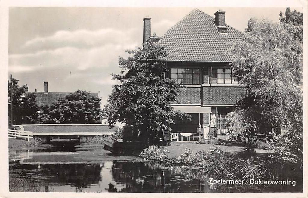 Zoetermeer, Dokterswoning dokter De Bruijn, Dorpsstraat, Verzamelen, Ansichtkaarten | Nederland, Ophalen of Verzenden, 1920 tot 1940