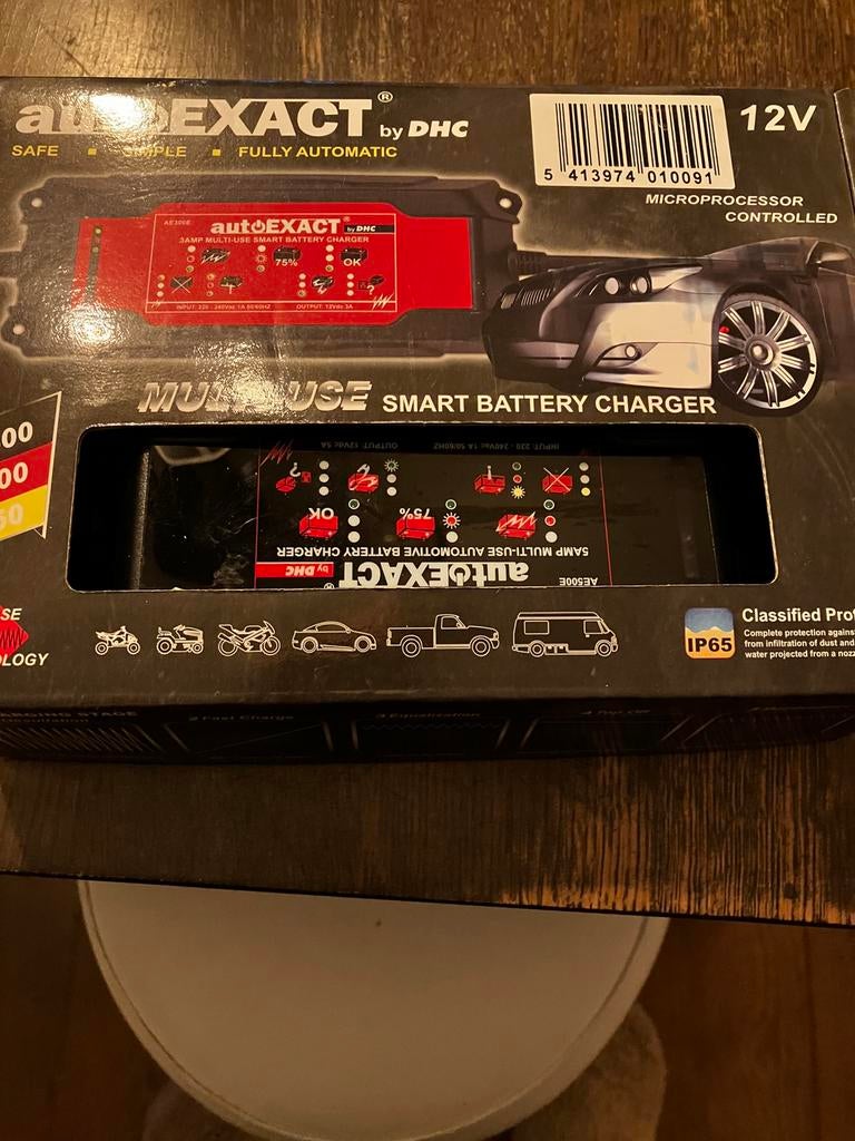 Autoexact ae500e 12v 5A acculader, Ophalen of Verzenden, Gebruikt