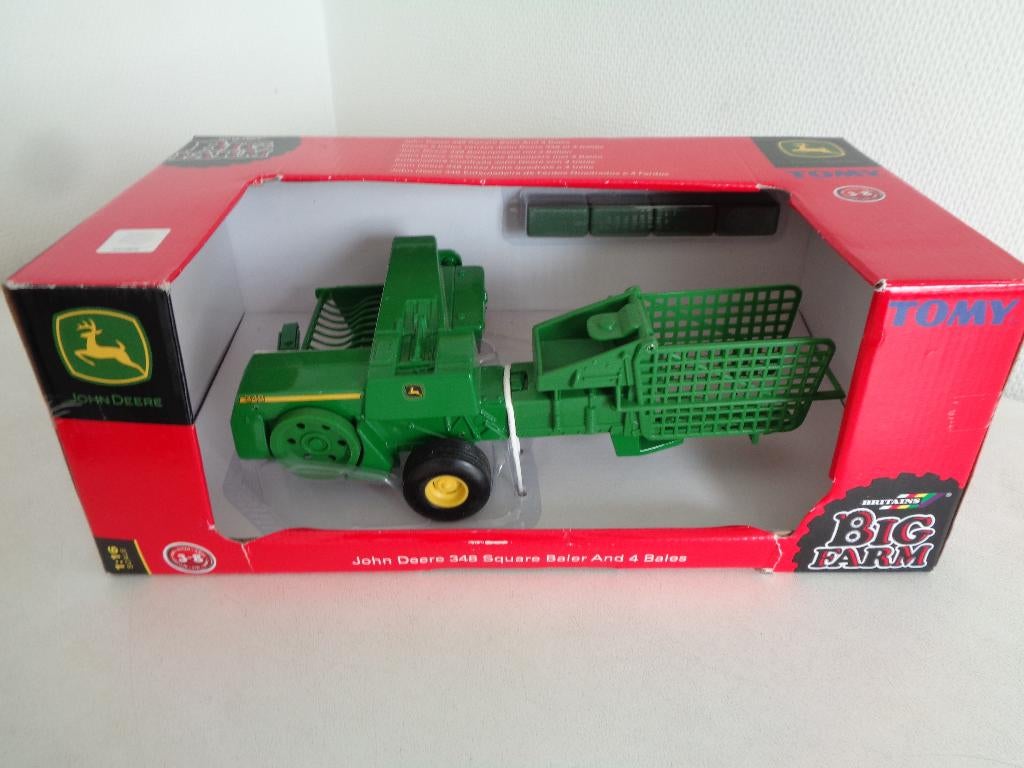 Britains Grote John Deere pers.  Nieuw in doos.Metaal.  1-16, Ophalen of Verzenden, Nieuw, Tractor of Landbouw, Britains