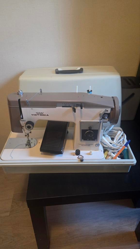 naaimachine, Hobby en Vrije tijd, Naaimachines en Toebehoren, Ophalen of Verzenden, Naaimachine, Overige merken