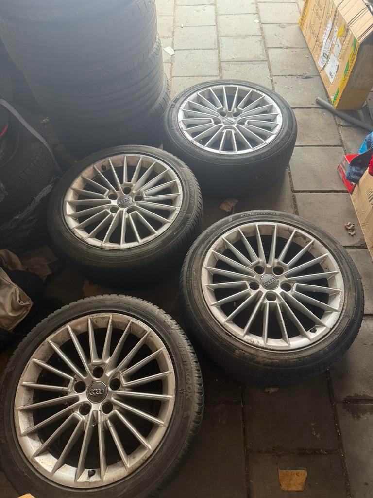 Audi velgen plus banden, Auto-onderdelen, Banden en Velgen, Ophalen, Zomerbanden, Band(en)