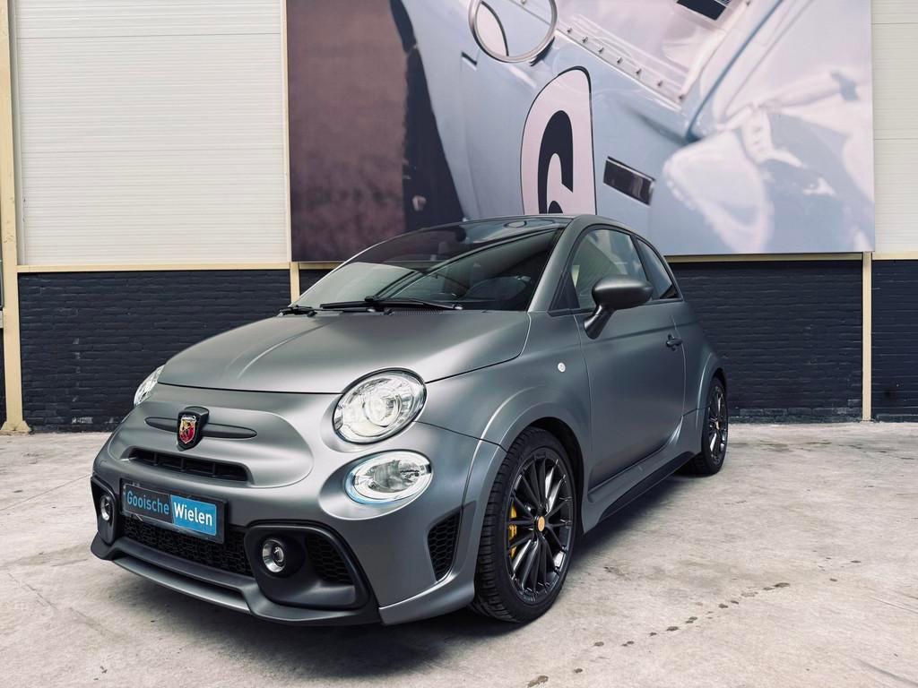 Abarth 595 C Abarth Competizione 179PK|Biposto pack|Volleder, Auto's, Voorwielaandrijving, Gebruikt, Zwart, 4 cilinders