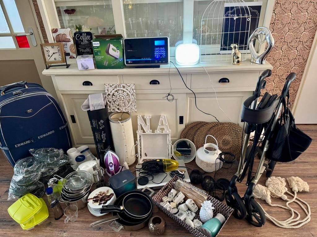 BIJNA GRATIS Grote partij huishoudelijke spullen elektronica, Ophalen, Zo goed als nieuw