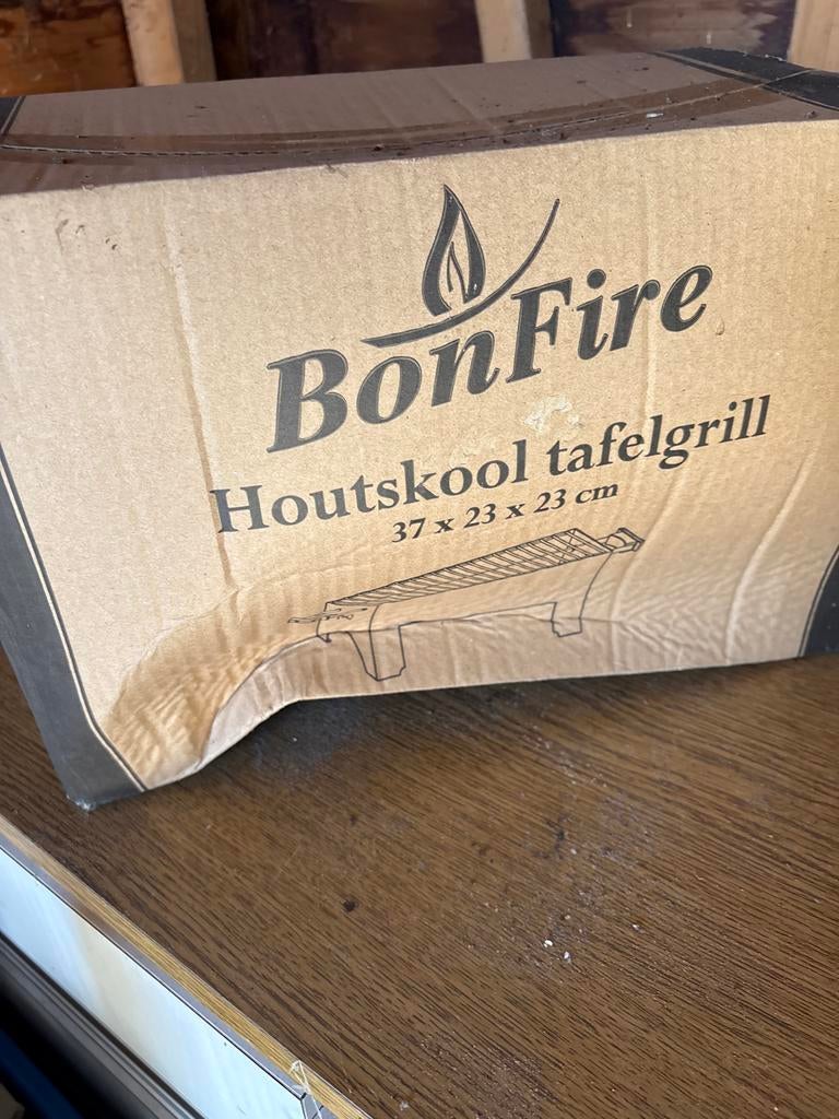 BonFire Houtskool Tafelgrill - Compact en Draagbaar, Tuin en Terras, Houtskoolbarbecues, Ophalen of Verzenden, Nieuw