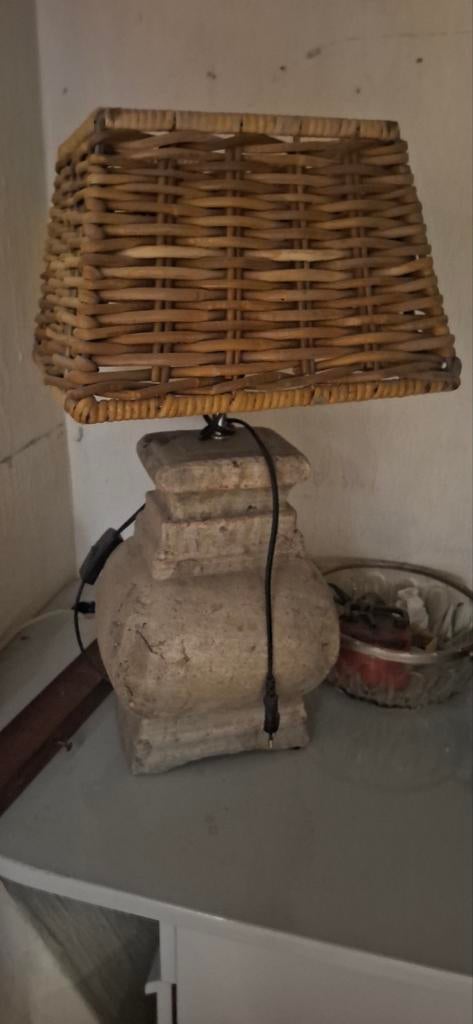 Lamp met rieten kap, Ophalen, Zo goed als nieuw, Minder dan 50 cm