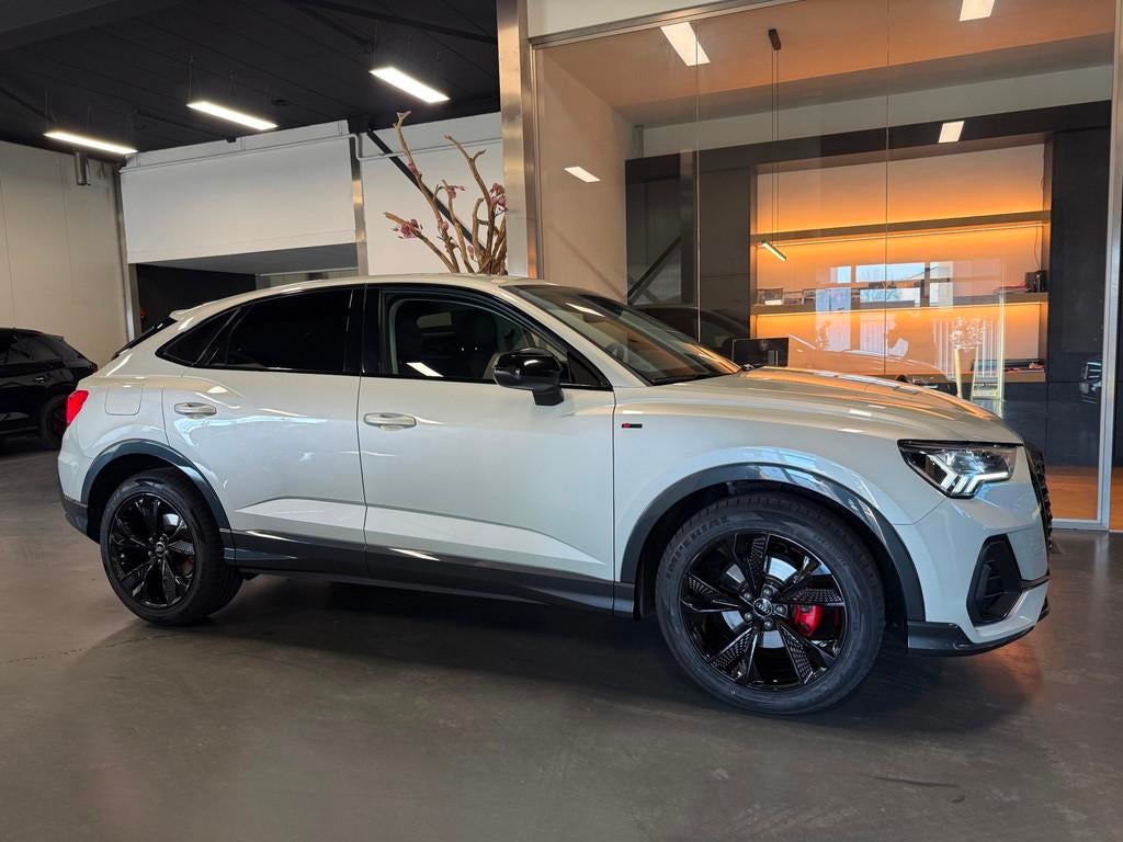 Audi Q3 SPORTBACK 35 TFSI S line Edition 2023 Keyless ACC To, 4 cilinders, 150 pk, Bedrijf, 1470 kg