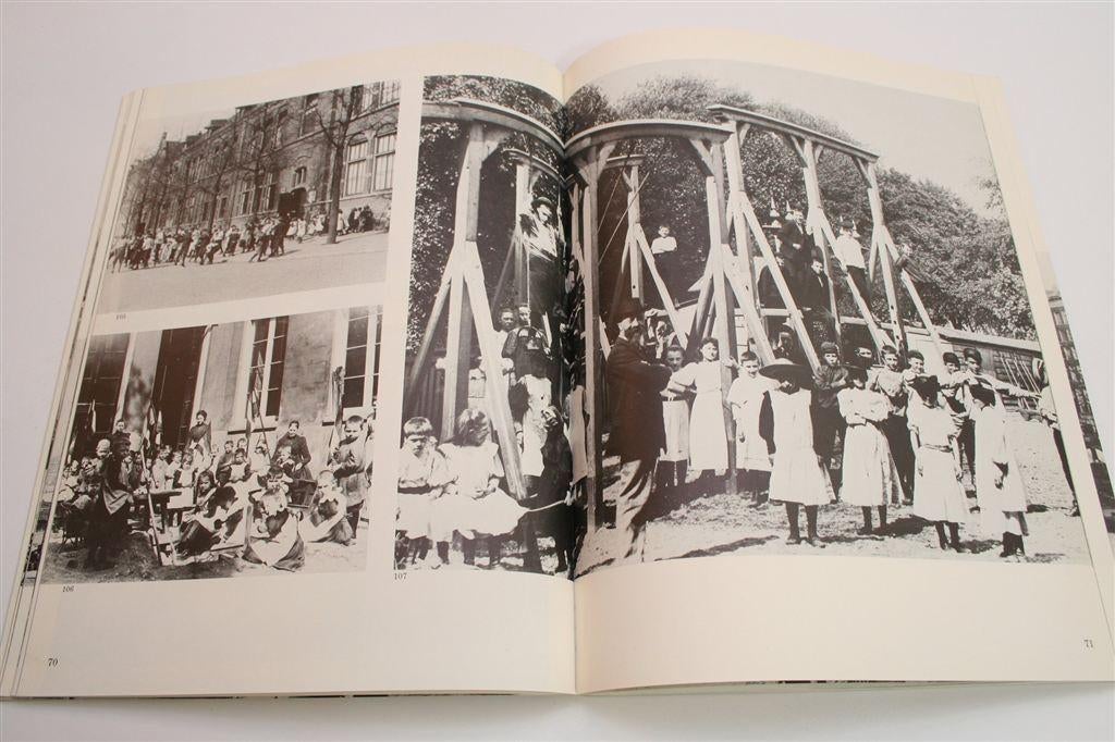 Amsterdam Gefotografeerd [1860-1905] — Door Jacob Olie, Ophalen of Verzenden, Gelezen