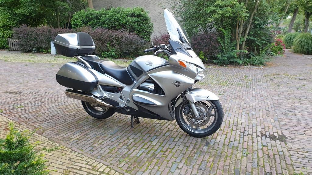 Honda Pan European ST1300, 4 cilinders, Motorrijbewijs A, Particulier, Meer dan 35 kW