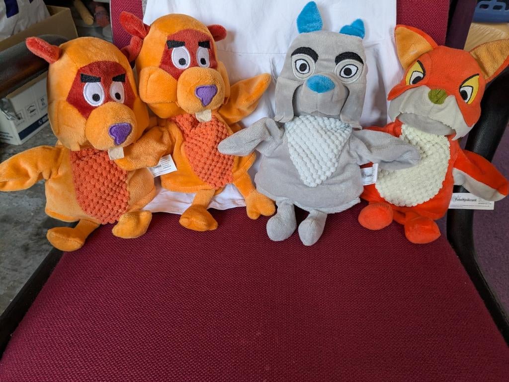 Fabeltjeskrant handpoppen 4 stuks, Ophalen of Verzenden, Zo goed als nieuw, Overige typen, Film of Tv