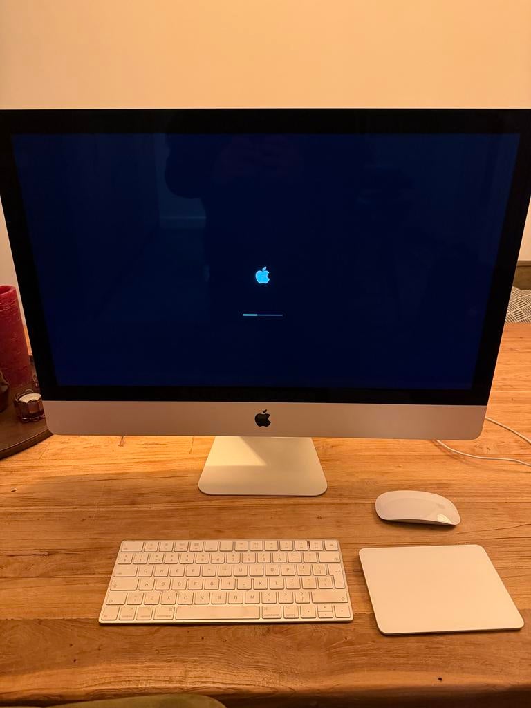 iMac 2020 27 inch met toetsenbord, muis en trackpad, Ophalen, SSD, IMac, Zo goed als nieuw