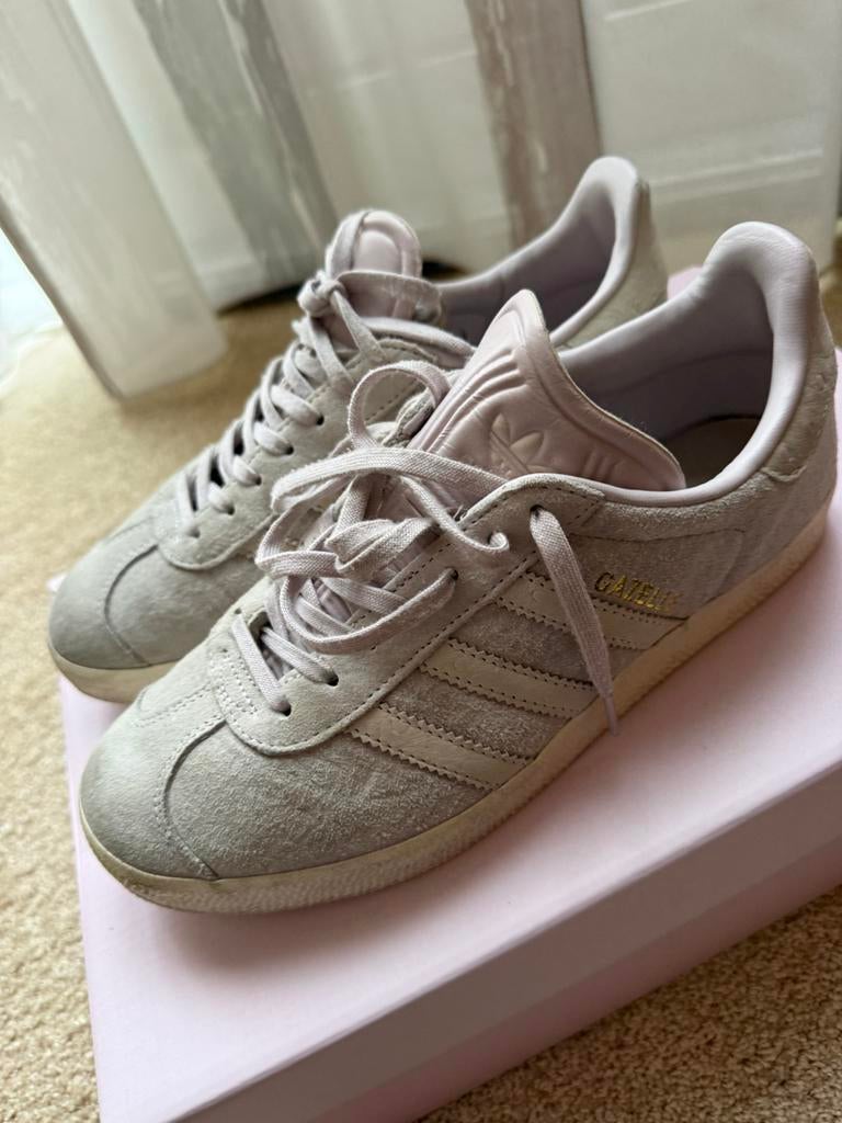 Adidas gazelle 38 2/3, Kleding | Dames, Schoenen, Overige kleuren, Ophalen of Verzenden, Sneakers of Gympen, Zo goed als nieuw