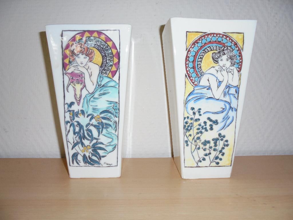 2 vazen met vrouw afbeelding, Ophalen of Verzenden