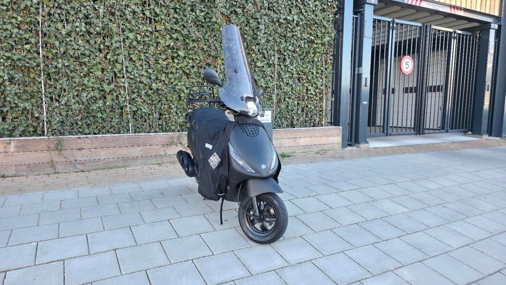 Piaggio Zip 4t 50cc | 17306km | 2e eigenaar, Fietsen en Brommers, Scooters | Piaggio, Ophalen, Zip, Zo goed als nieuw, Benzine