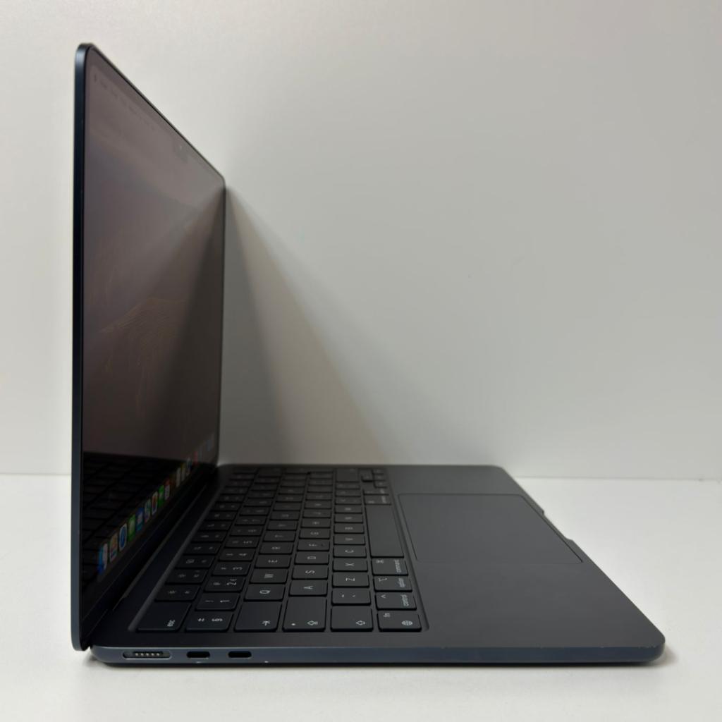 Apple Macbook Air 2022 M2 8GB 256GB Blauw 100% | Prima staat, Apple, Zo goed als nieuw, Support@apple.com, One Apple Park Way
Cupertino, CA 95014
United States