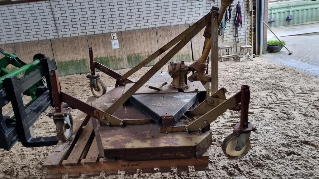 Weidebloter, Zakelijke goederen, Agrarisch | Werktuigen, Ophalen