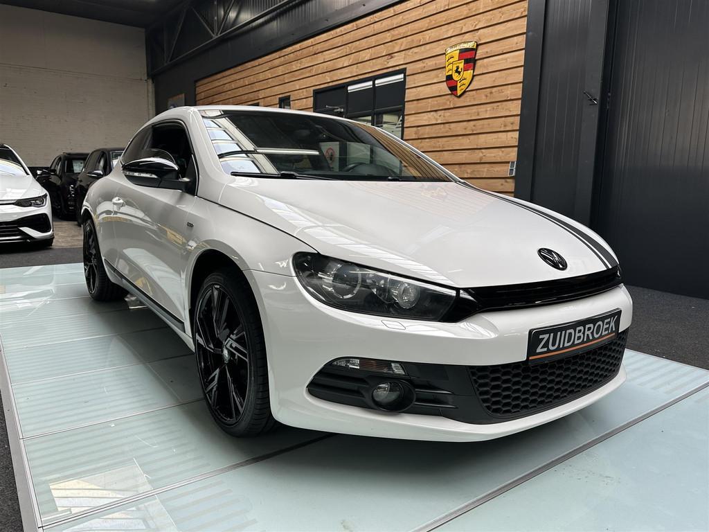 Volkswagen Scirocco 1.4 TSI 122PK Match Xenon Clima Stuurbed, Gebruikt, 4 cilinders, 1290 kg, Origineel Nederlands