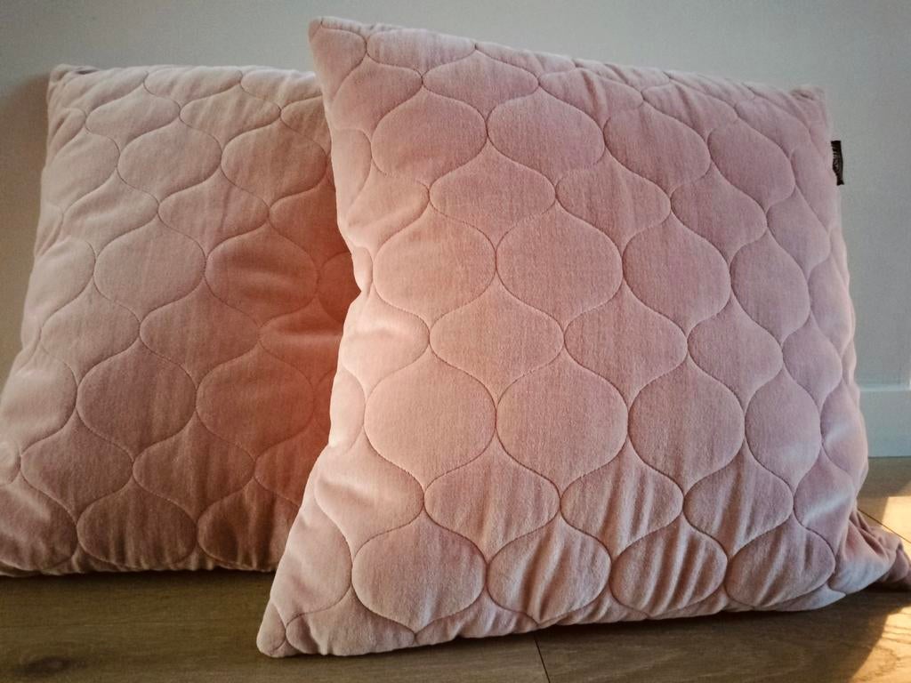 Roze Kwantum Kussens, Ophalen, Gebruikt, Roze, Vierkant