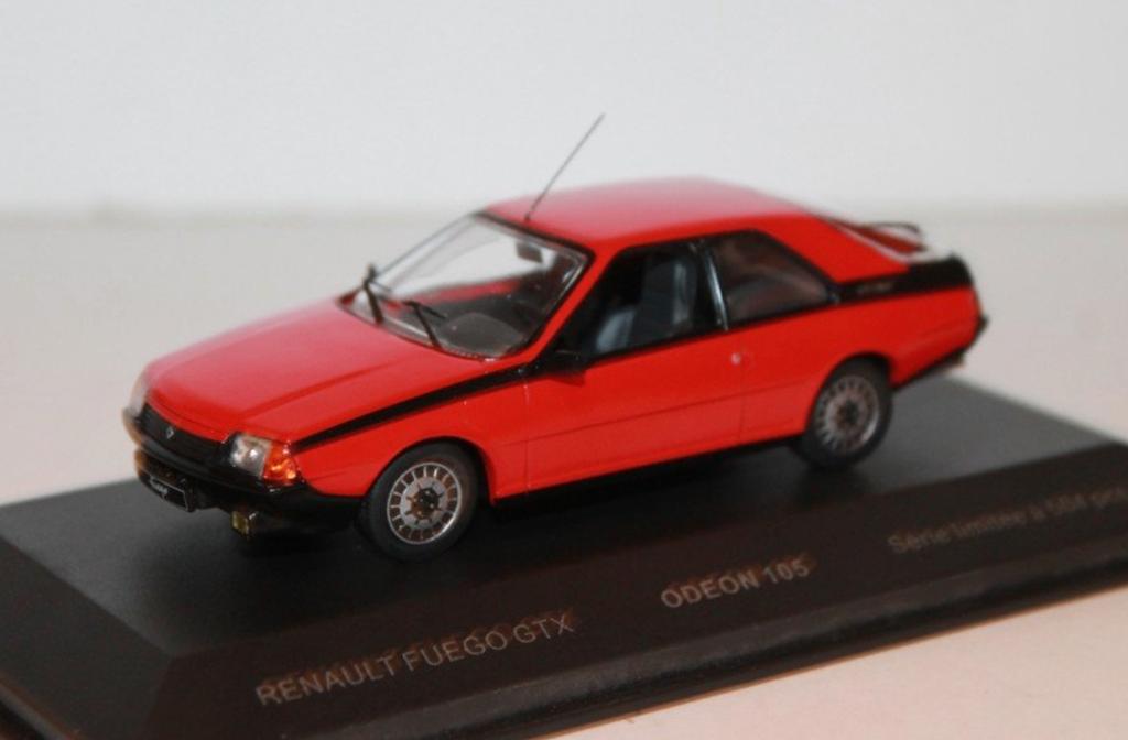 RENAULT FUEGO GTX ROOD 1/43 ODEON lim ed.504 ref. ODEON105, Hobby en Vrije tijd, Modelauto's | 1:43, Ophalen of Verzenden, Nieuw