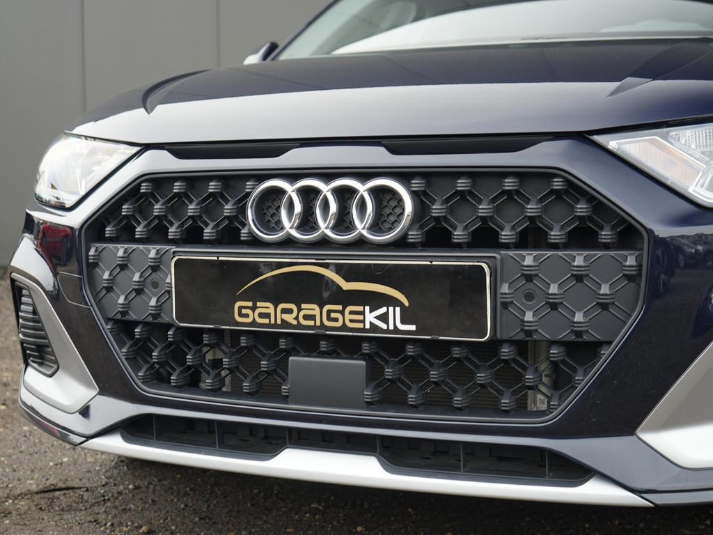 Audi A1 allstreet 25 TFSI Citycarver Dealderonderh / Lage KM, Voorwielaandrijving, Stof, Zwart, 95 pk