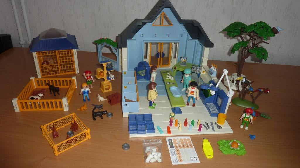 playmobil dierenkliniek  operatie kamer en kattenkrabpaal, Ophalen of Verzenden