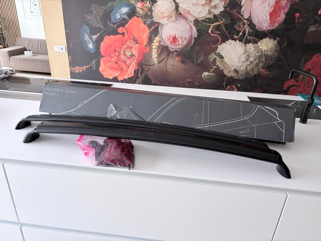 Tesla Model Y dakdragers - Zo goed als nieuw, Auto diversen, Dakdragers, Ophalen of Verzenden, Zo goed als nieuw
