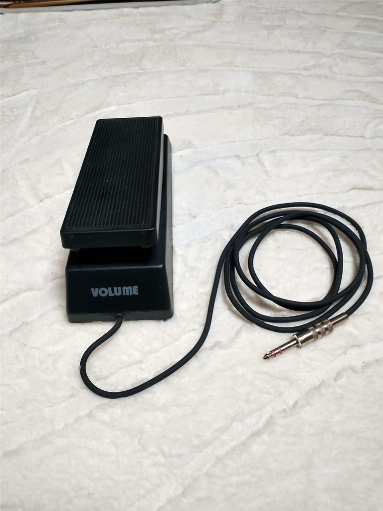 Volumepedaal - Zo goed als nieuw, Ophalen of Verzenden, Zo goed als nieuw, Volume