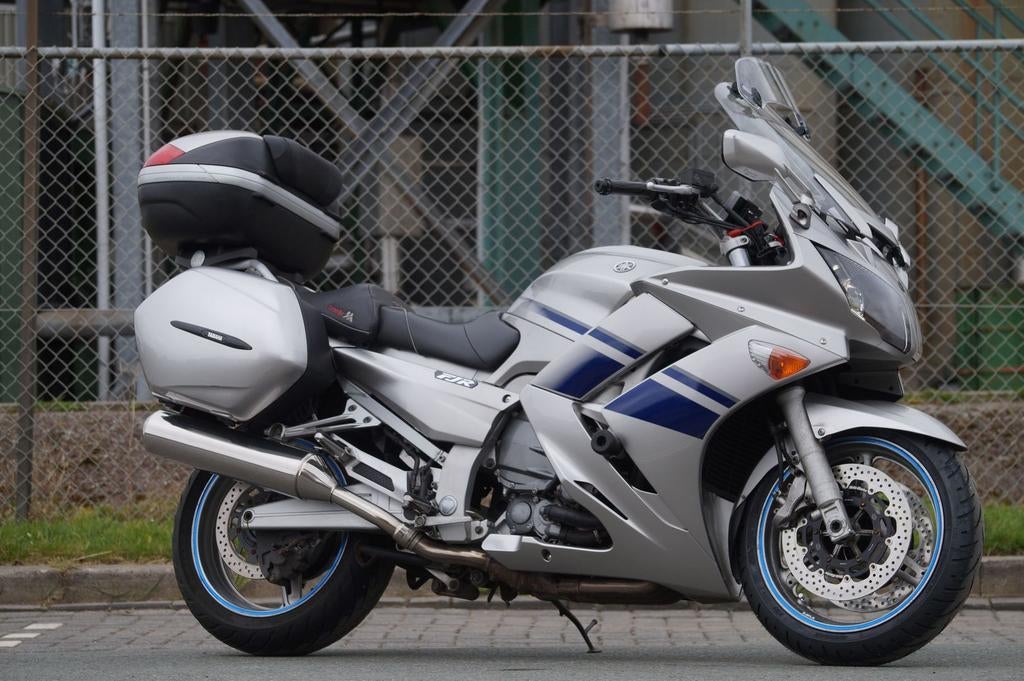 YAMAHA FJR 1300 (bj 2008) 83,184 km Inruil mogeli