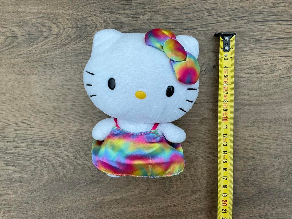Zgan gebruikte, Hello Kitty knuffel kleuren jurkje aan, Ophalen, Zo goed als nieuw