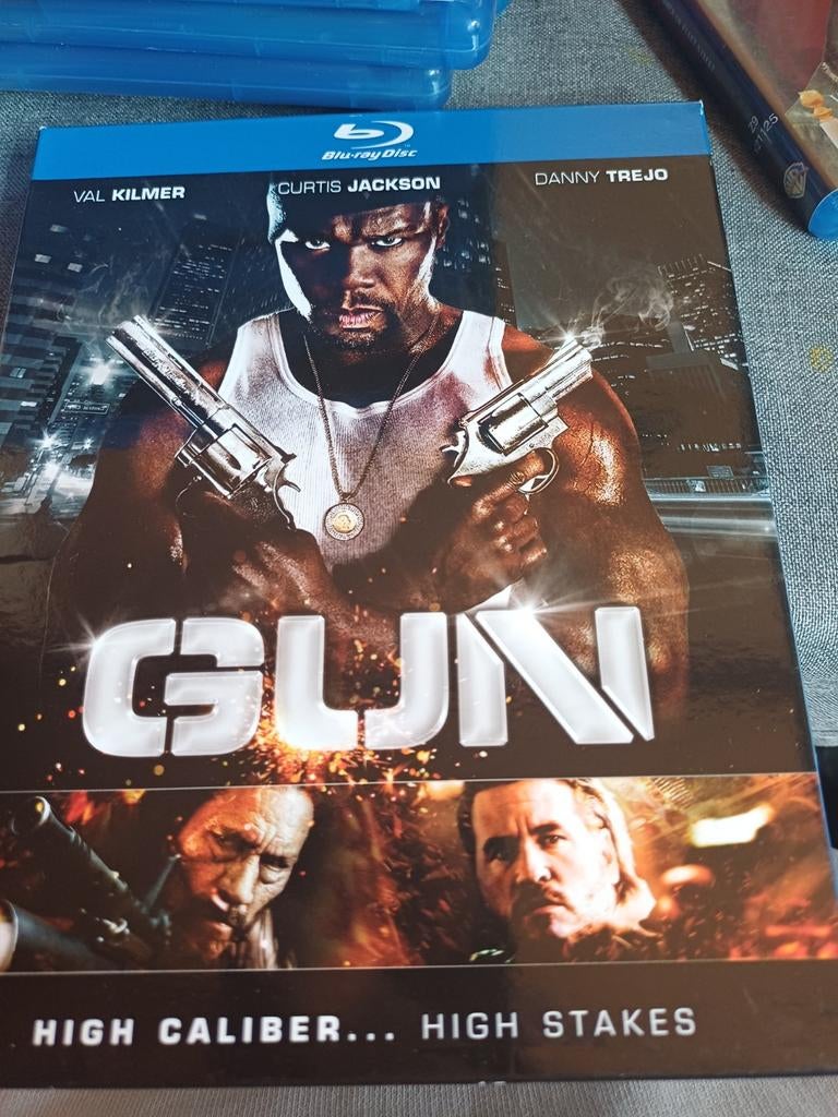 Gun, Verzenden, Zo goed als nieuw, Actie