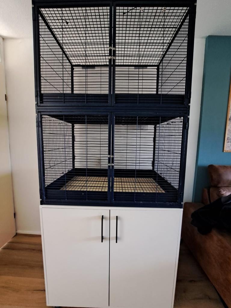 Rattenkooi Savic Suite Royale 95 inclusief maatwerkkast, Ophalen, Kooi, Zo goed als nieuw, 90 cm of meer