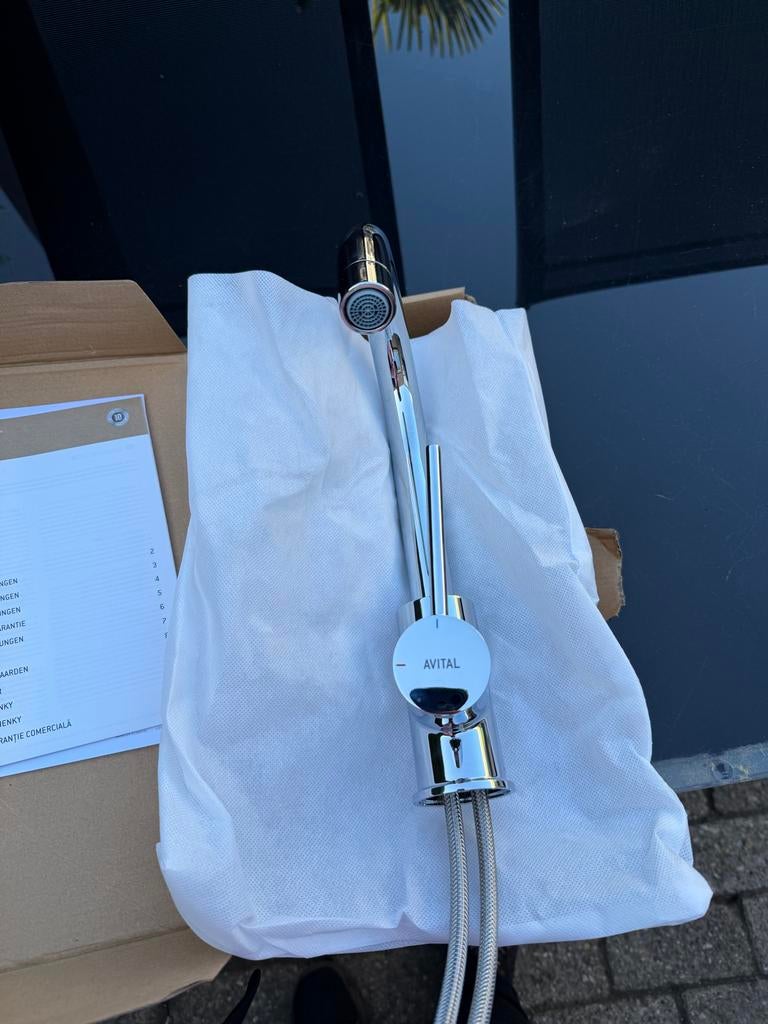 Nieuwe Avital Clyde Eco Keukenkraan met Cool Start, Doe-het-zelf en Verbouw, Sanitair, Ophalen of Verzenden, Nieuw, Chroom, Kraan