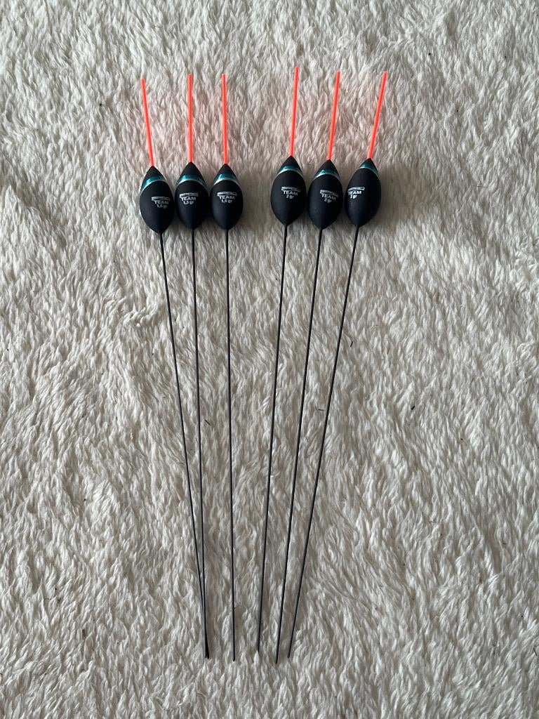 adv 235 / NIEUW serie 6 dobbers SPRO, Ophalen of Verzenden, Nieuw, Dobber of Lood