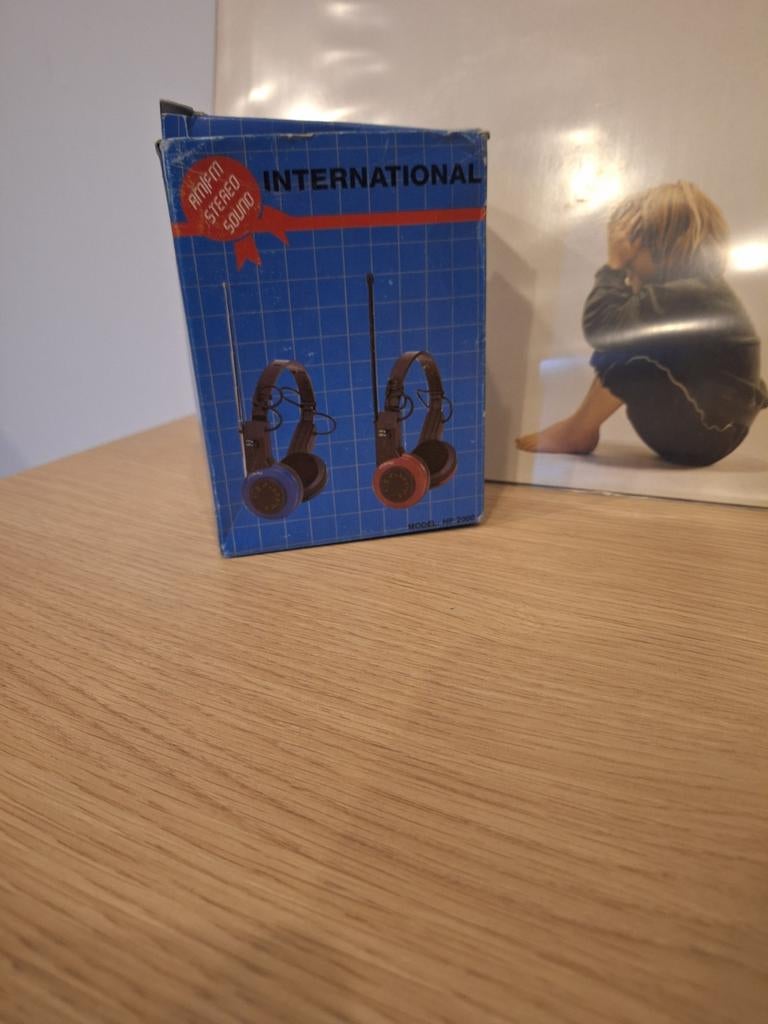 Vintage Jaren '80 Hoofdtelefoon met Radio - Nieuw in Doos, Ophalen of Verzenden, Nieuw