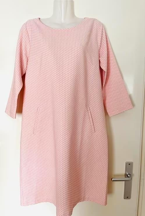Cavallaro roze jurk maat 40[v], Kleding | Dames, Maat 42/44 (L), Ophalen of Verzenden, Zo goed als nieuw, Roze