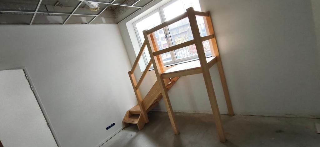 Houten trap, Doe-het-zelf en Verbouw, Ladders en Trappen, Ophalen of Verzenden, 2 tot 4 meter