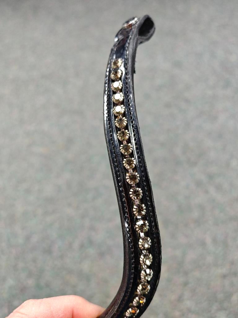 Frontriem met lak en strass maat pony